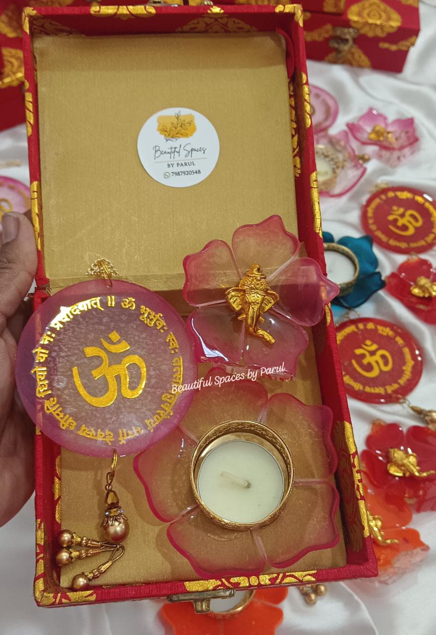 Gift Hamper  - Gift Hamper 